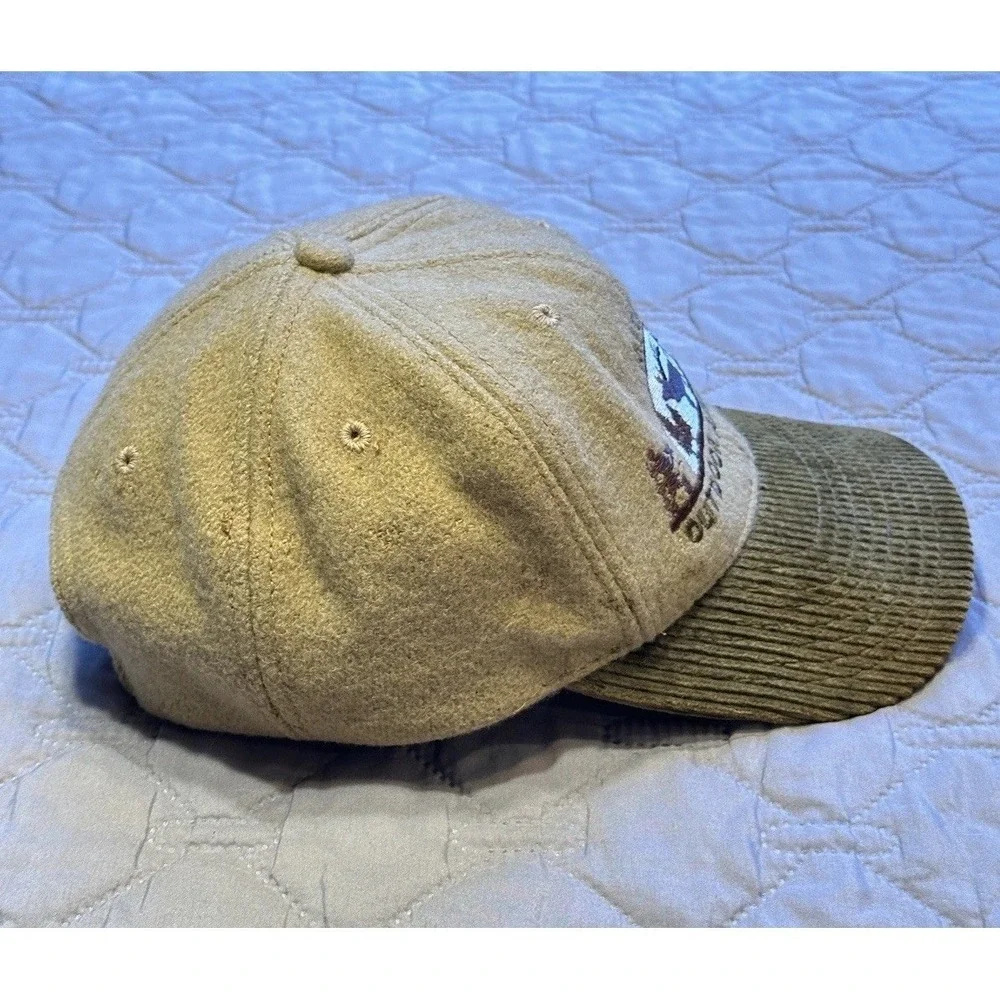 Vintage Disney Goofy & Co Hat Mickey Outdoor Adventure Corduroy‎ Brim Dad Cap